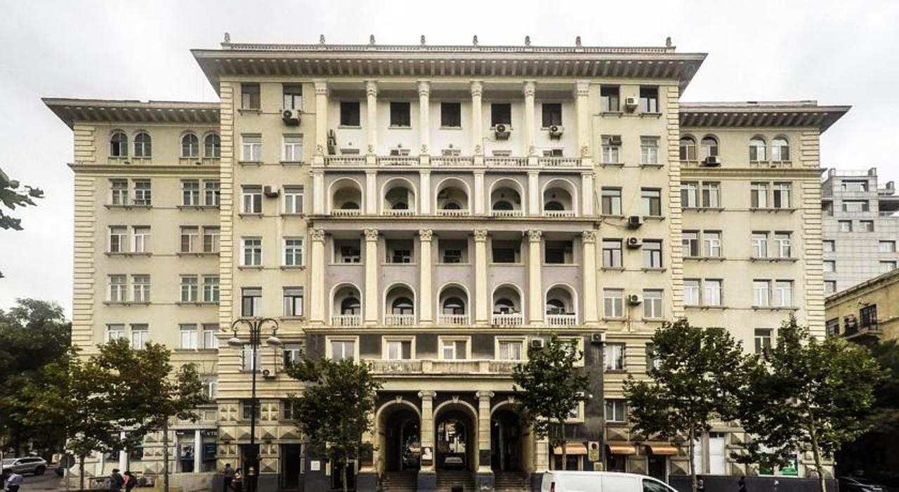 Formula Deluxe Apartment Sea View On Nizami Street Baku Exteriör bild